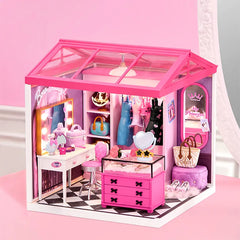 Rolife Gamer Queen Super Creator DW030