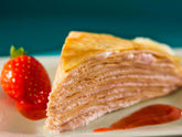 Japanese Strawberry / Vanilla Crepe Cakes (2Pc)