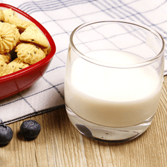 WANT WANT Hot-Kid Milk Flavored Drink 245ML (CAN)
