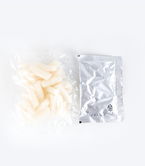 YOPOKKI (SWEET & SPICY TOPOKKI) (CUP) RICE CAKE 140G