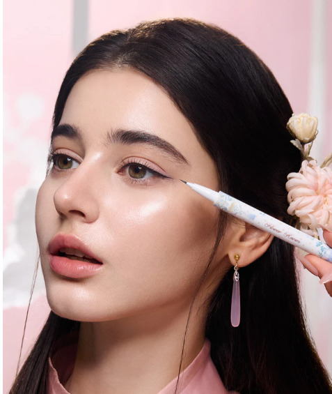 Flower Knows Butterfly Cloud Collar Liquid Eyeliner Color – Ink Black
