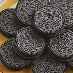 OREO CHEESE FLAVOR SANDWICH COOKIE