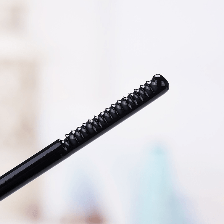 ISEHAN Heroine Make Speedy Mascara Remover 6ml