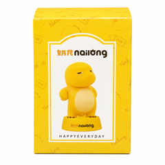 NAILONG Car Aroma Diffuser Figure - What Are You Looking At?