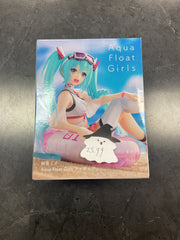 Aqua float girl