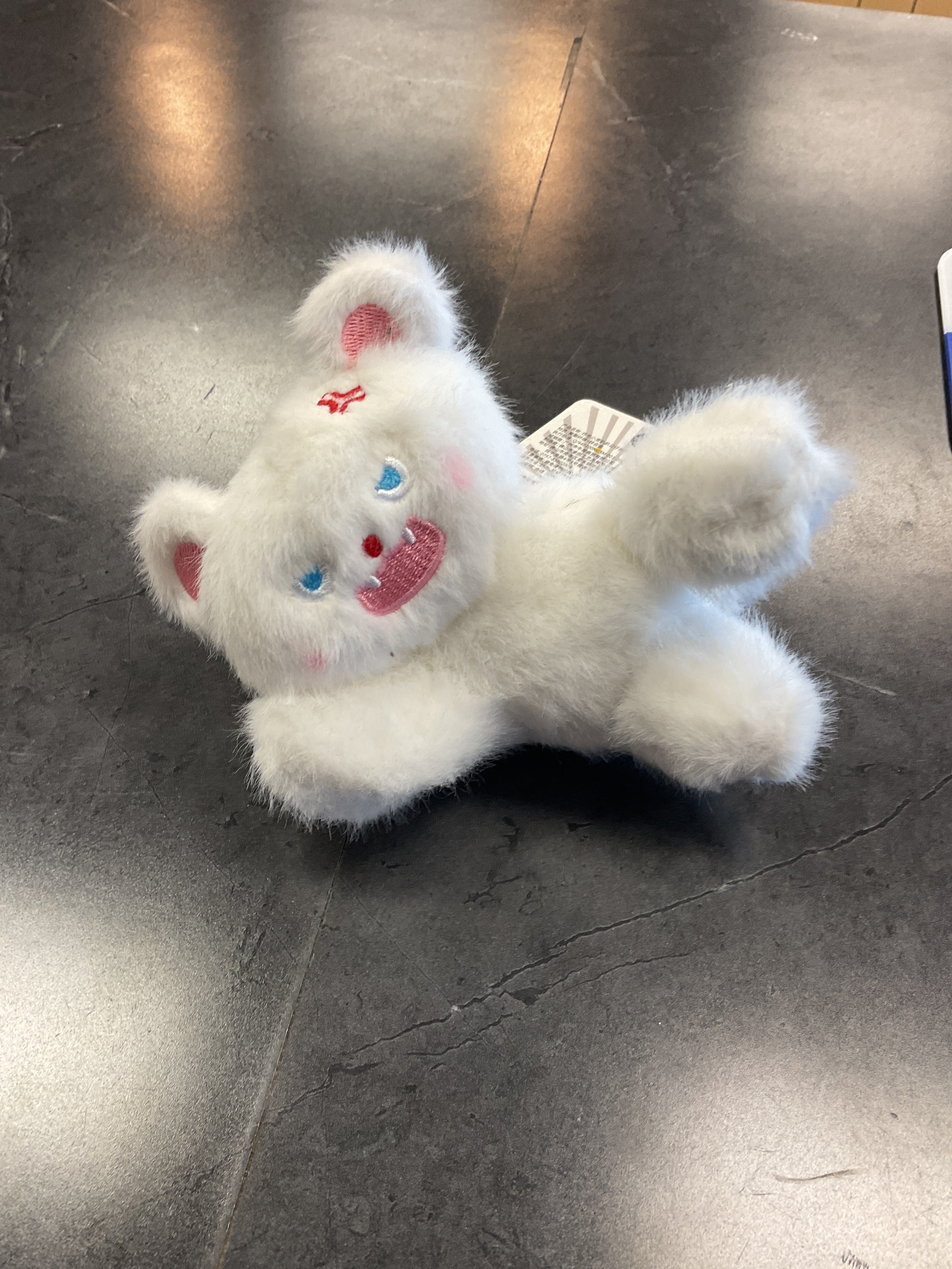 Angry cat keychain