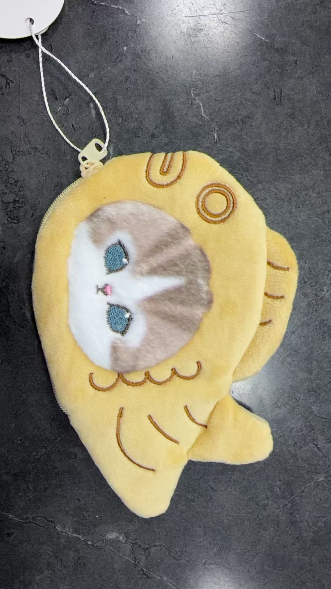 Mofusand fish bag