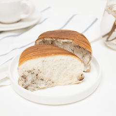 D-PLUS Chocolate Natural Yeast Bread