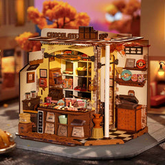 RoLife DIY Miniature House Henry's Chocolate DG174
