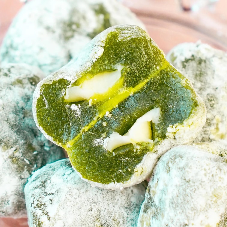 SEIKI ICHIGO Choco Mochi Matcha